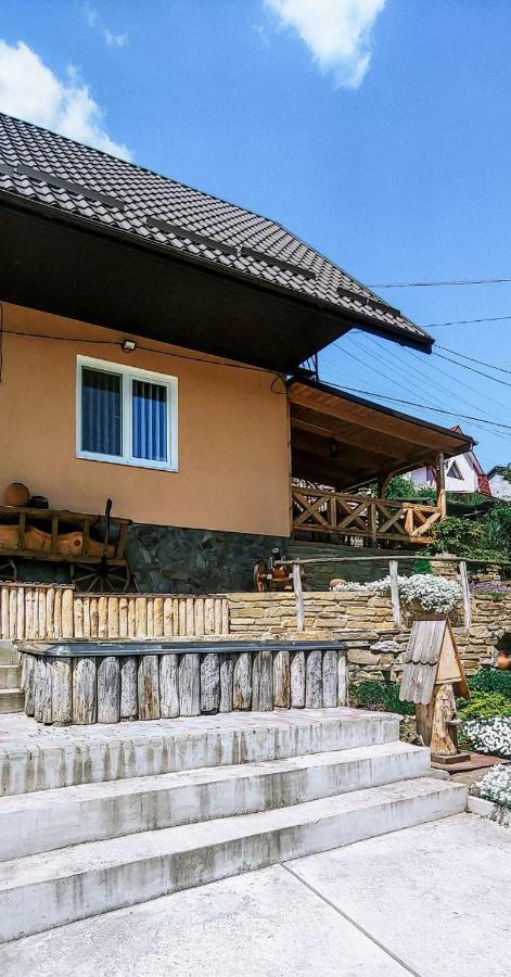 Вулик Будиночок З Двома Окремими Номерами Kamjanets-Podilsky Buitenkant foto